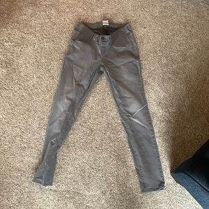 Old Navy maternity 6 regular gray rockstar skinny jeans - used condition